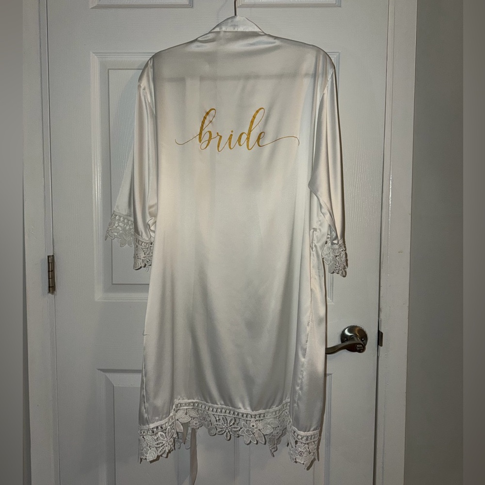 Elegant White Bridal Robe with Gold Accents